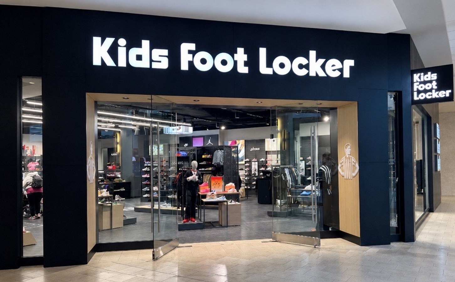 Store image